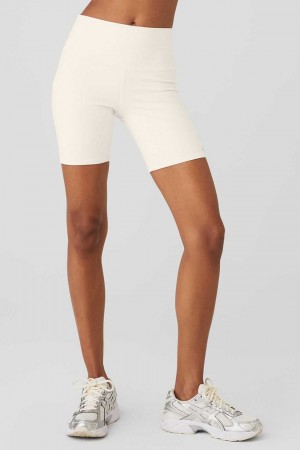 Alo Yoga USA 7'' High-Waist Biker Ivory | 4093256-WM