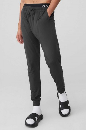 Alo Yoga USA Conquer Revitalize Anthracite | 2840971-LY