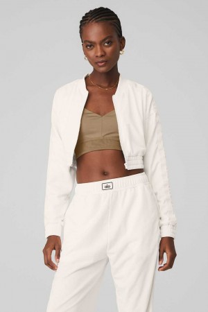 Alo Yoga USA Cropped Prizewinner Ivory | 6859704-AZ