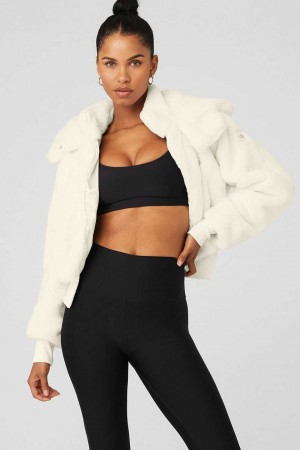 Alo Yoga USA Faux Fur Foxy Ivory | 0748352-WU