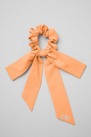 Alo Yoga USA Love Knots Tie Scrunchie Cantaloupe | 9247603-JV