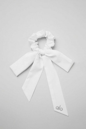 Alo Yoga USA Love Knots Tie Scrunchie White | 7218945-BU