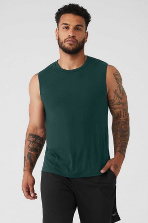 Alo Yoga USA The Triumph Muscle Midnight Green | 1652489-KO