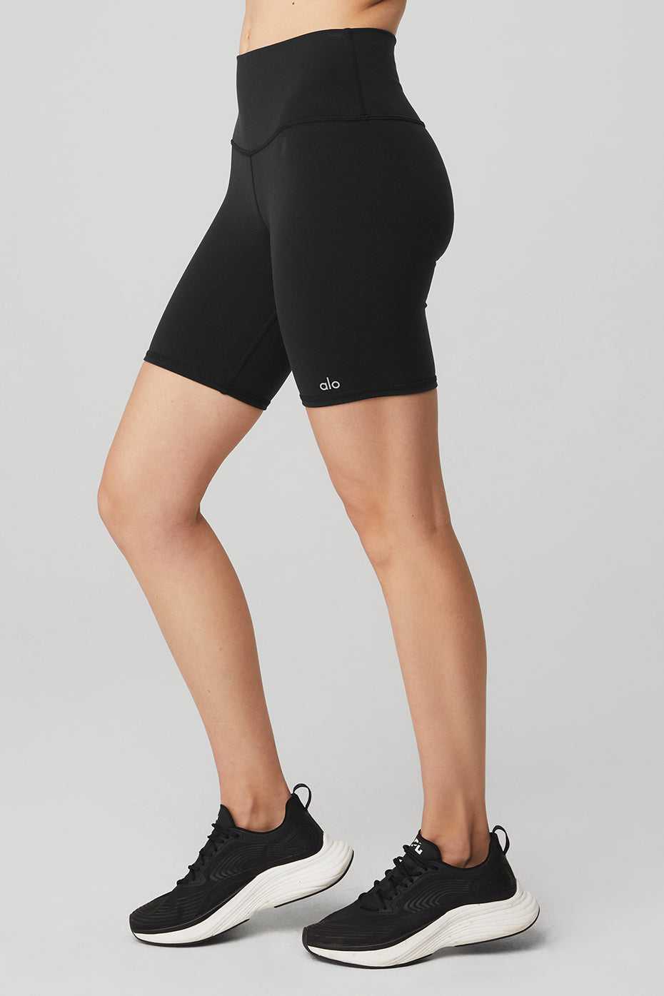 Alo Yoga USA 7'' High-Waist Biker Black | 8293154-KS