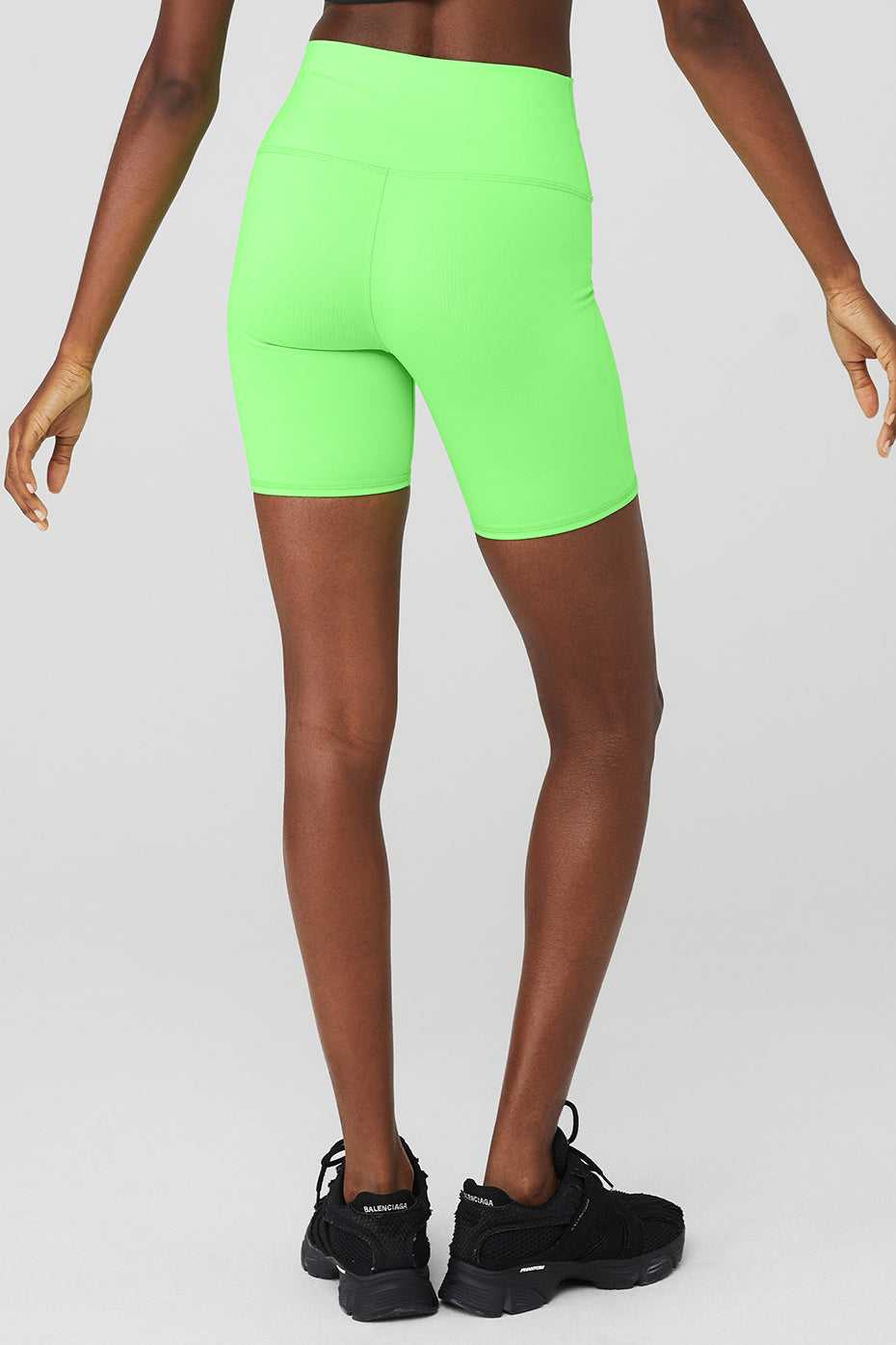 Alo Yoga USA 7'' High-Waist Biker Green Glow | 0291385-TU