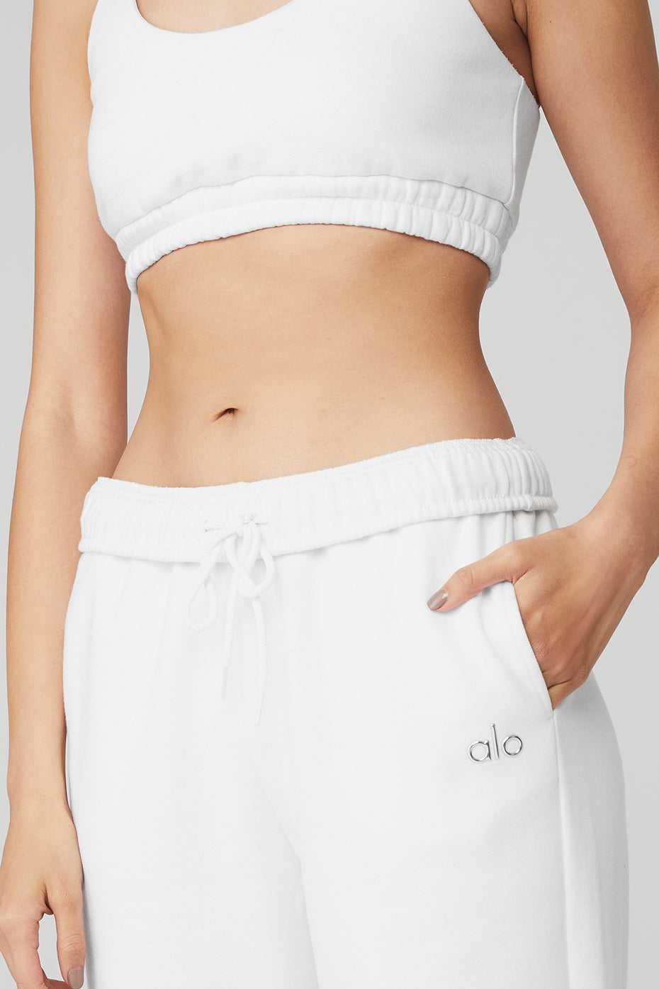 Alo Yoga USA Accolade White | 2901738-XC