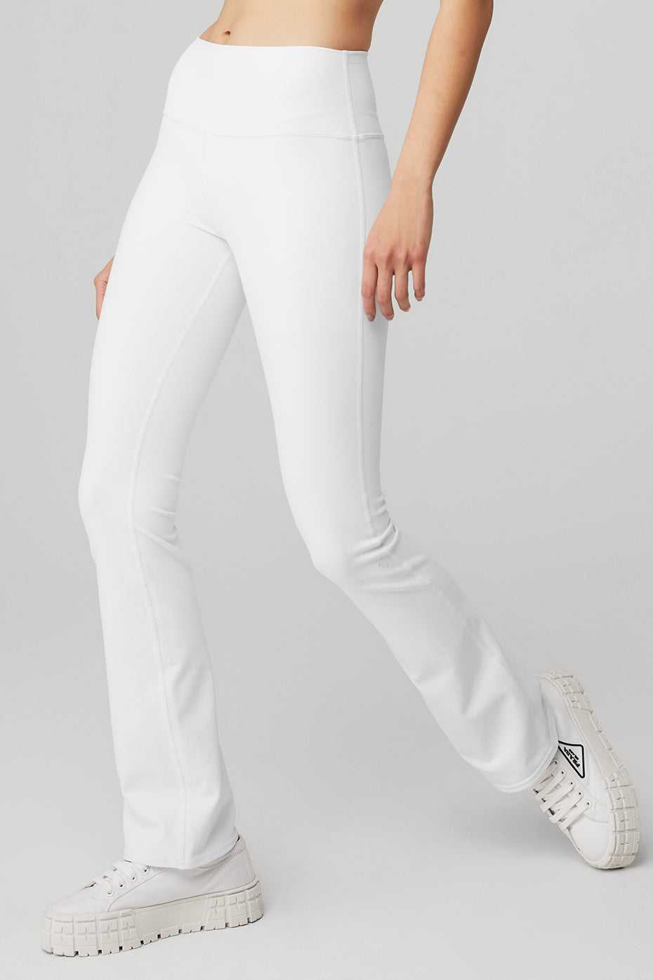 Alo Yoga USA Airbrush High-Waist Bootcut White | 1807935-TB