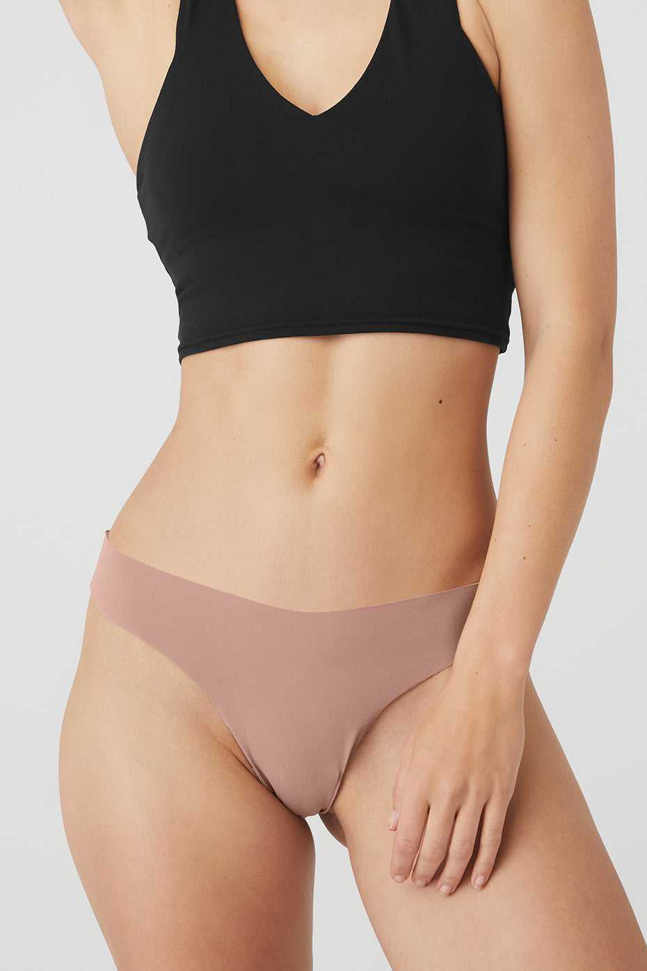 Alo Yoga USA Airbrush Invisible Thong Smoky Quartz | 0369421-QX