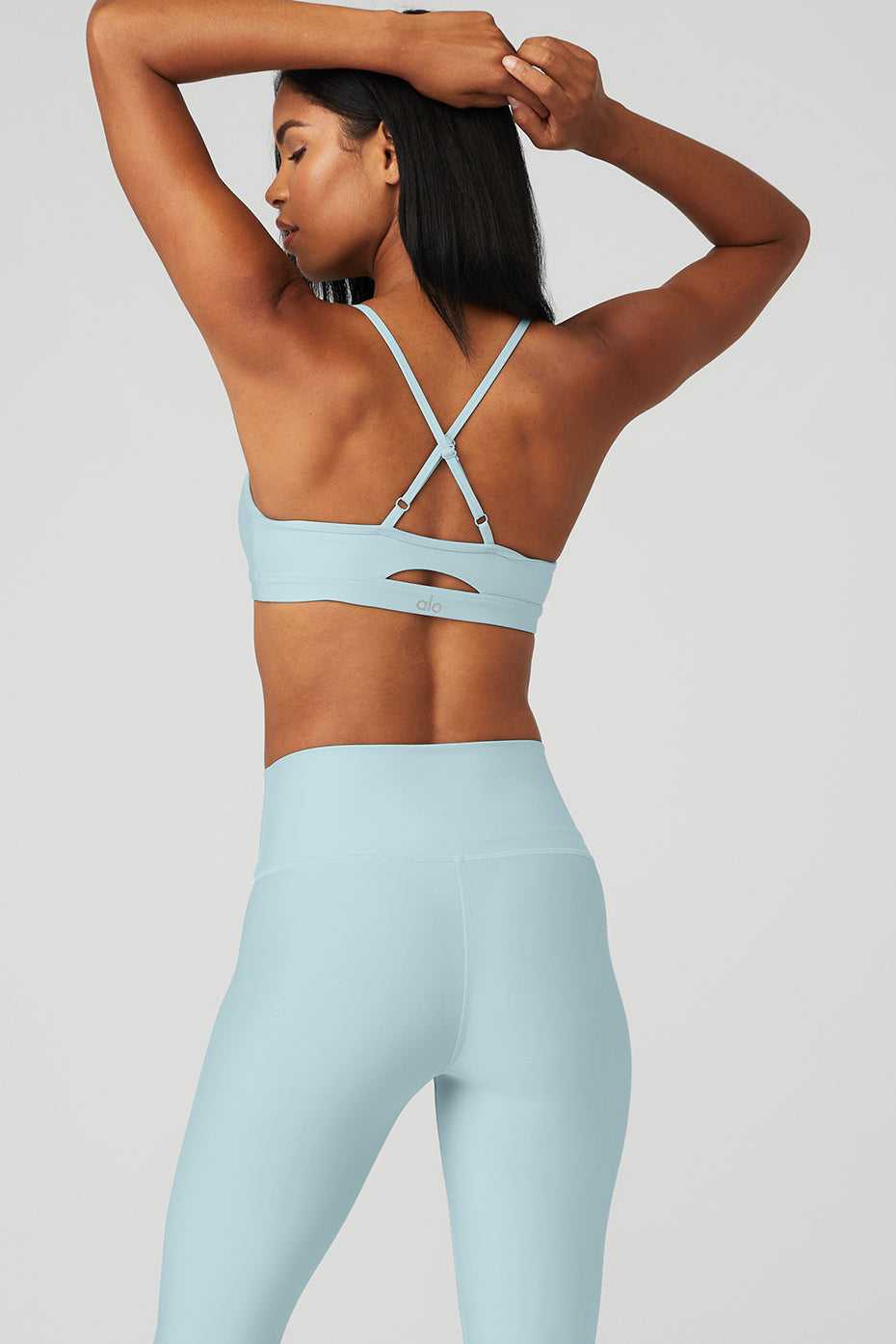 Alo Yoga USA Airlift Intrigue Chalk Blue | 5148603-CB