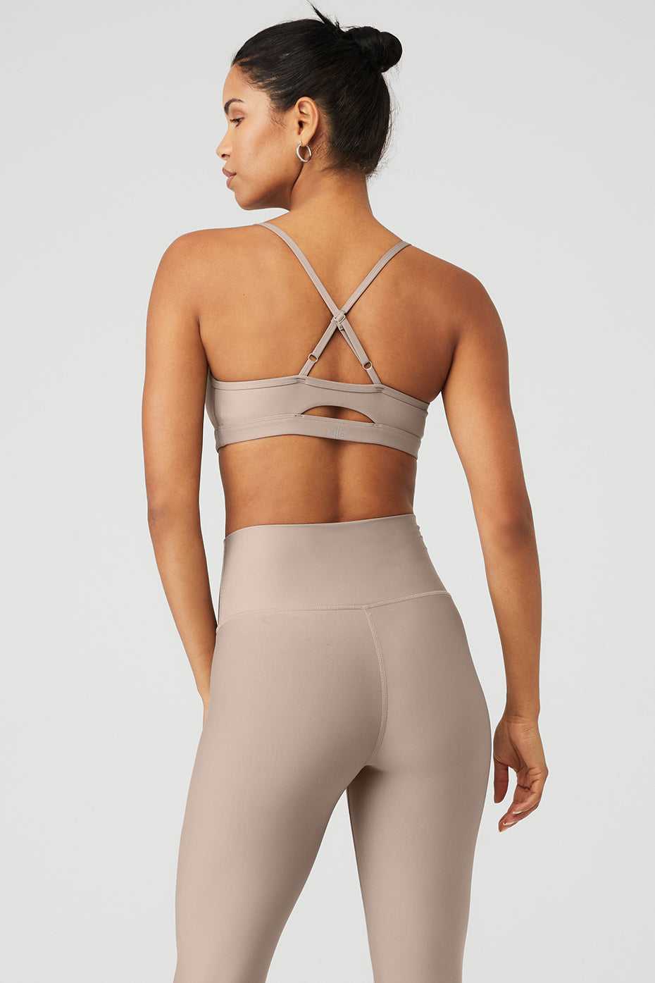 Alo Yoga USA Airlift Intrigue Taupe | 4980156-NS