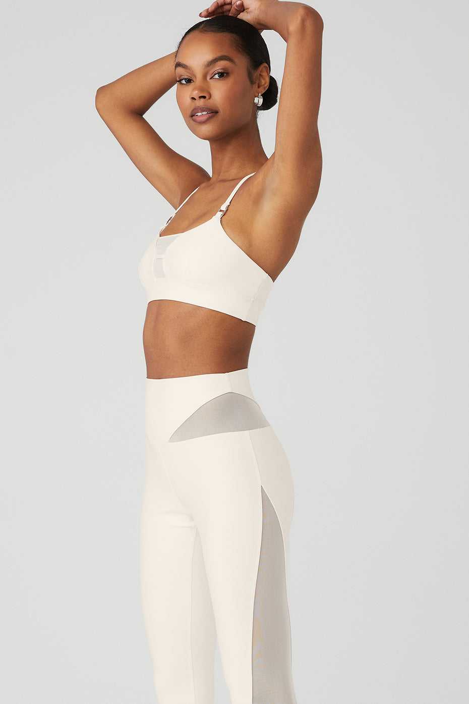 Alo Yoga USA Airlift Mesh Allure Ivory | 5497032-VS