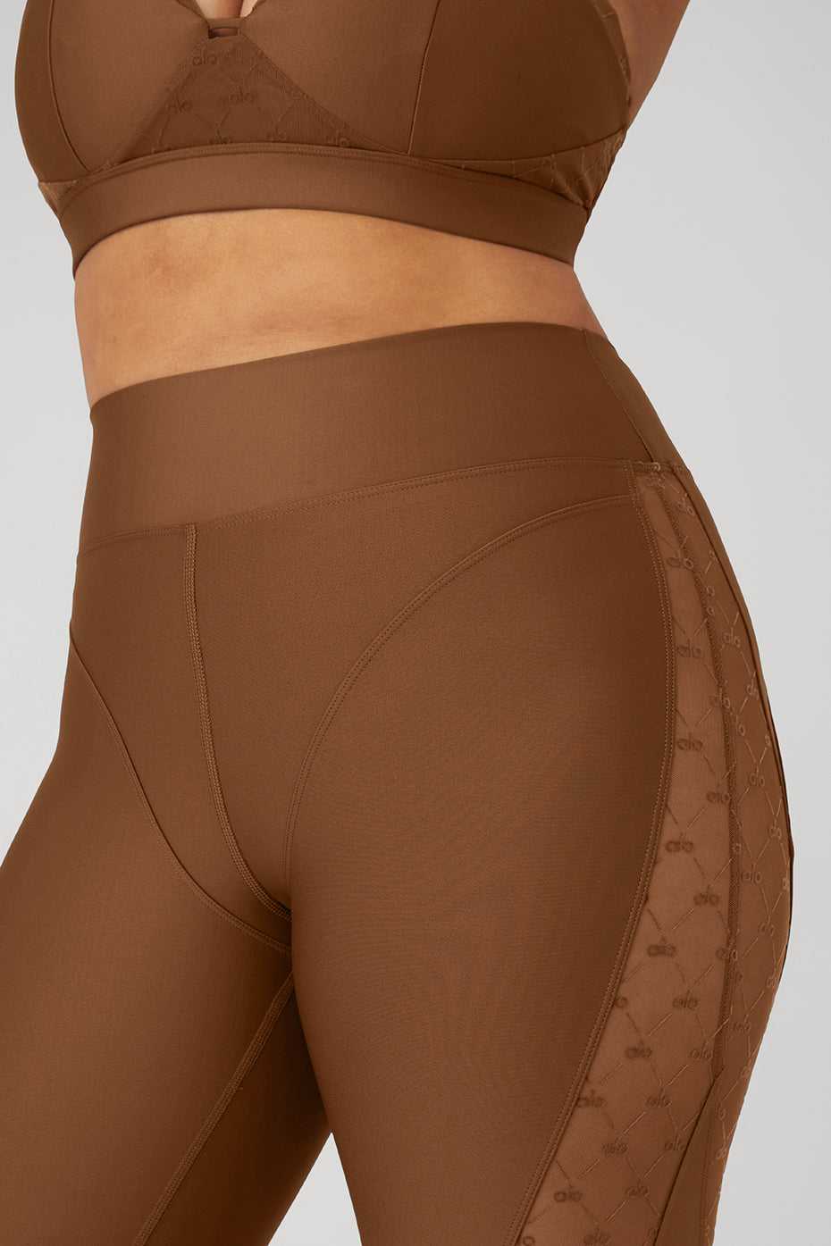 Alo Yoga USA Airlift Mesh High-Waist Celesteri Cinnamon Brown | 8023495-GM