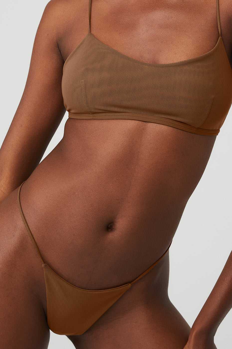 Alo Yoga USA Airmesh Venus Thong Cinnamon Brown | 0321467-KZ