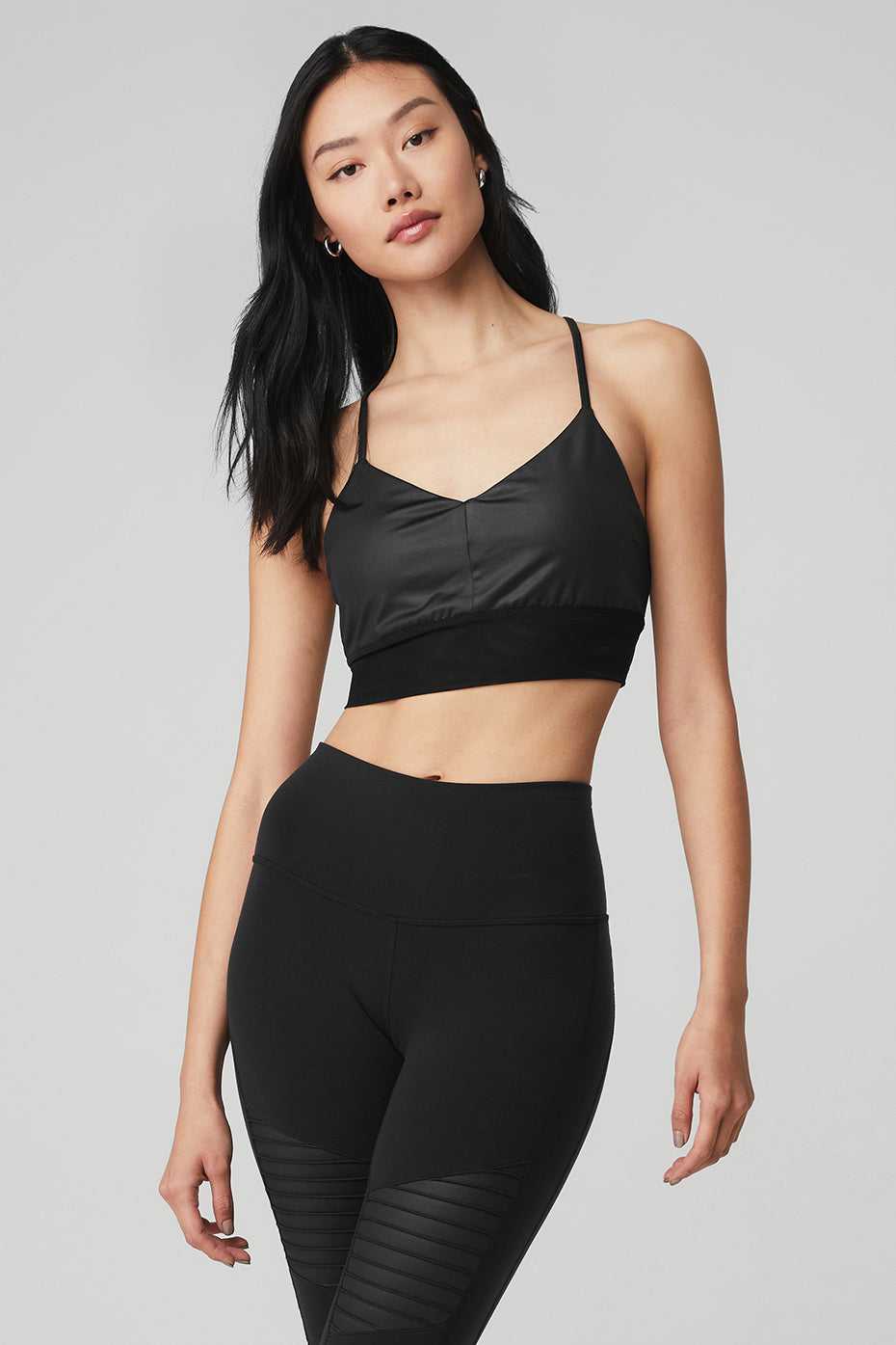 Alo Yoga USA Alo Yoga Lavish Black | 7259460-BU