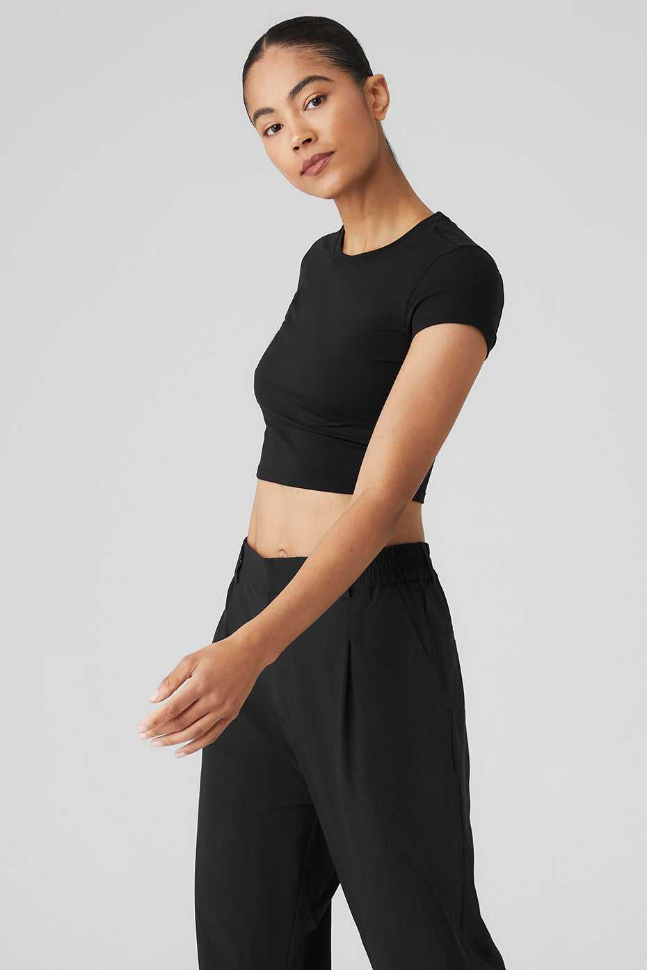 Alo Yoga USA Alosoft Crop Finesse Black | 7021943-ED