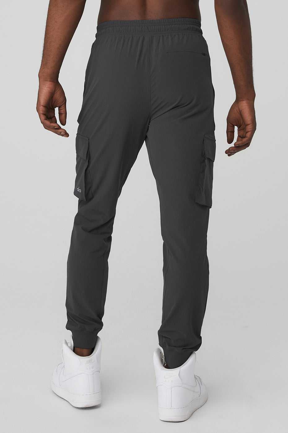 Alo Yoga USA Cargo Division Field Anthracite | 7862034-UH