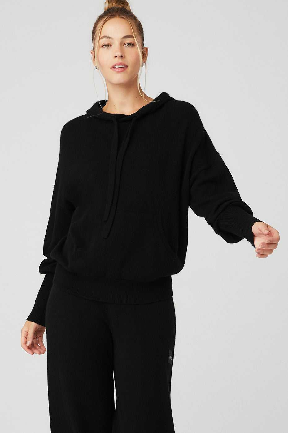 Alo Yoga USA Cashmere Jet Set Black | 9236045-AW