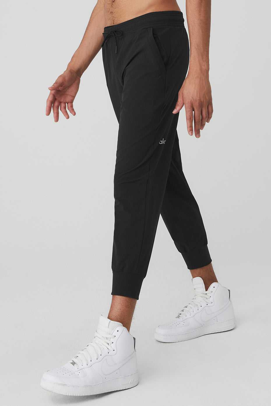 Alo Yoga USA Co-Op Black | 1759640-DN