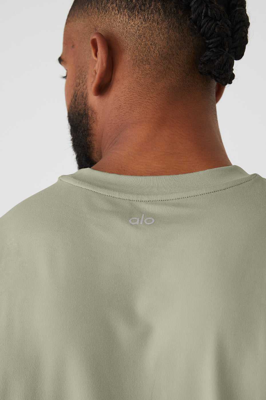 Alo Yoga USA Conquer Reform Crewneck Limestone | 4387501-NL