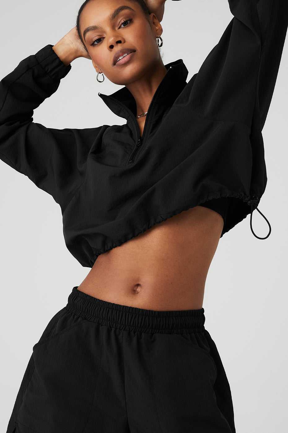 Alo Yoga USA Cropped 1/4 Zip Alumni Pullover Black | 9705681-EC