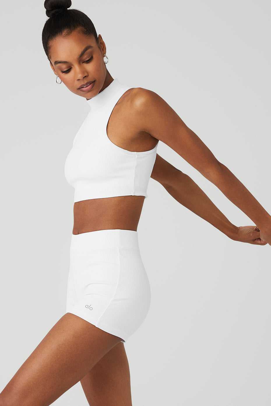 Alo Yoga USA Goddess Rib Cropped Dynamite White | 7514083-SH