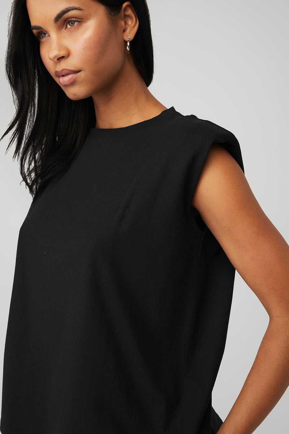 Alo Yoga USA Headliner Shoulder Pad Sleeveless Tee Black | 6741985-XI