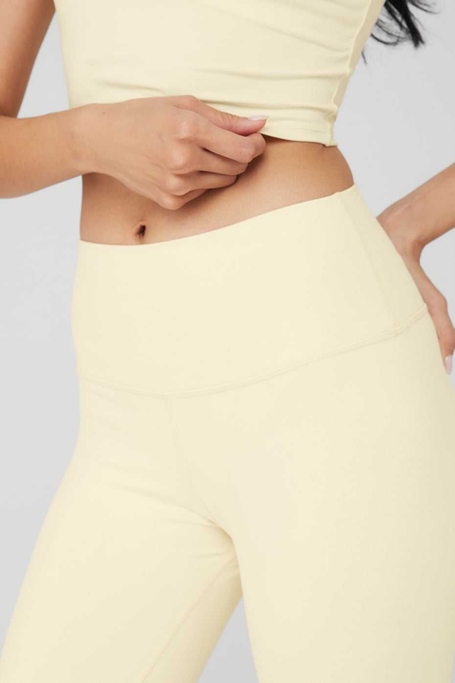 Alo Yoga USA High-Waist Airbrush French Vanilla | 4230978-XI