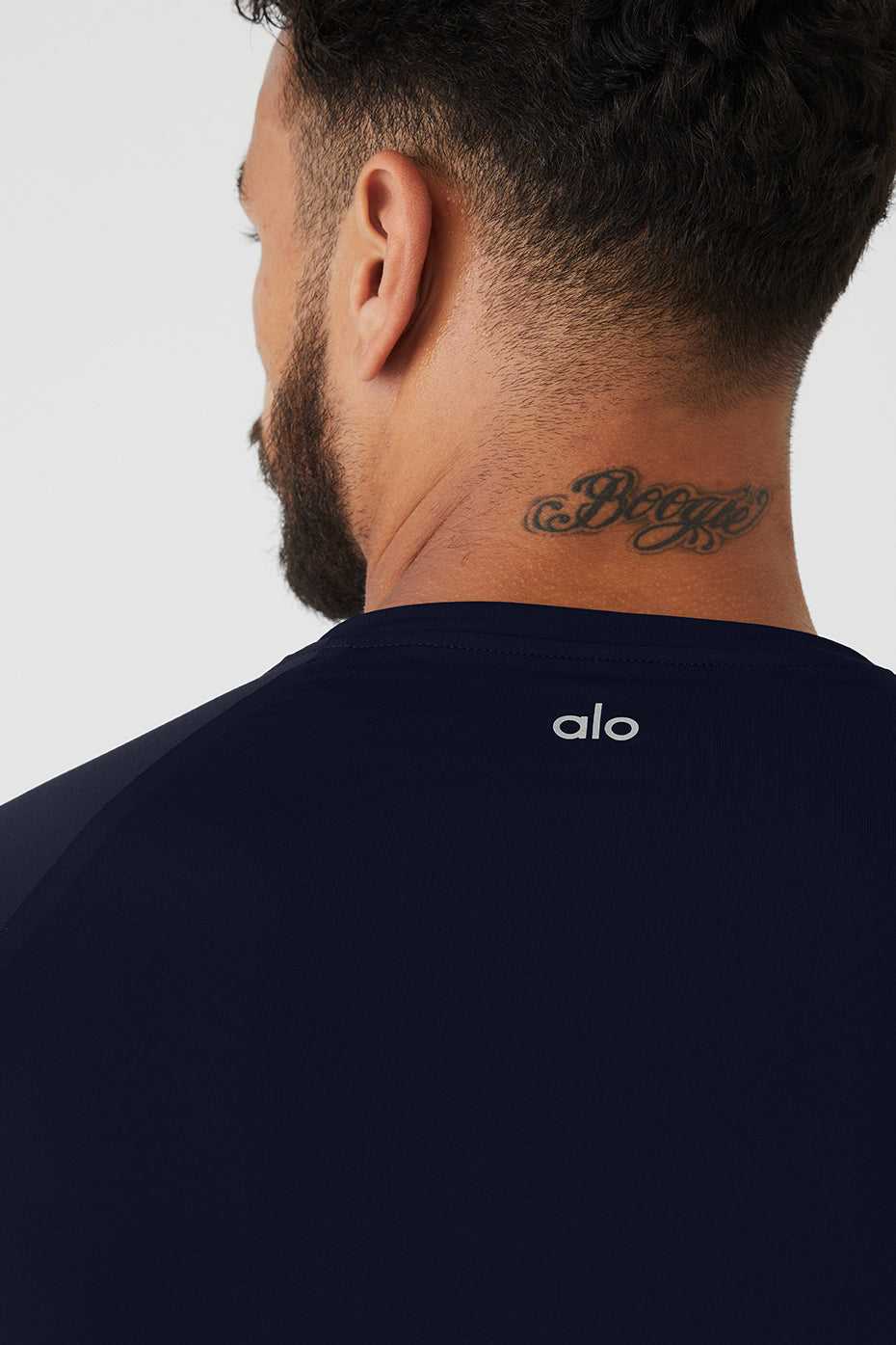 Alo Yoga USA Idol Performance Tee Navy | 8041652-YC