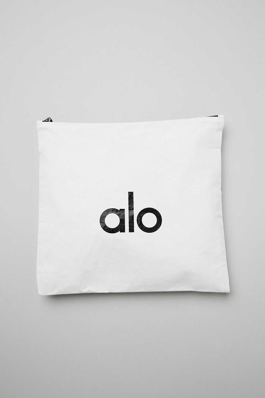 Alo Yoga USA Keep It Dry Fitness Zip Pouch White | 8243659-JT