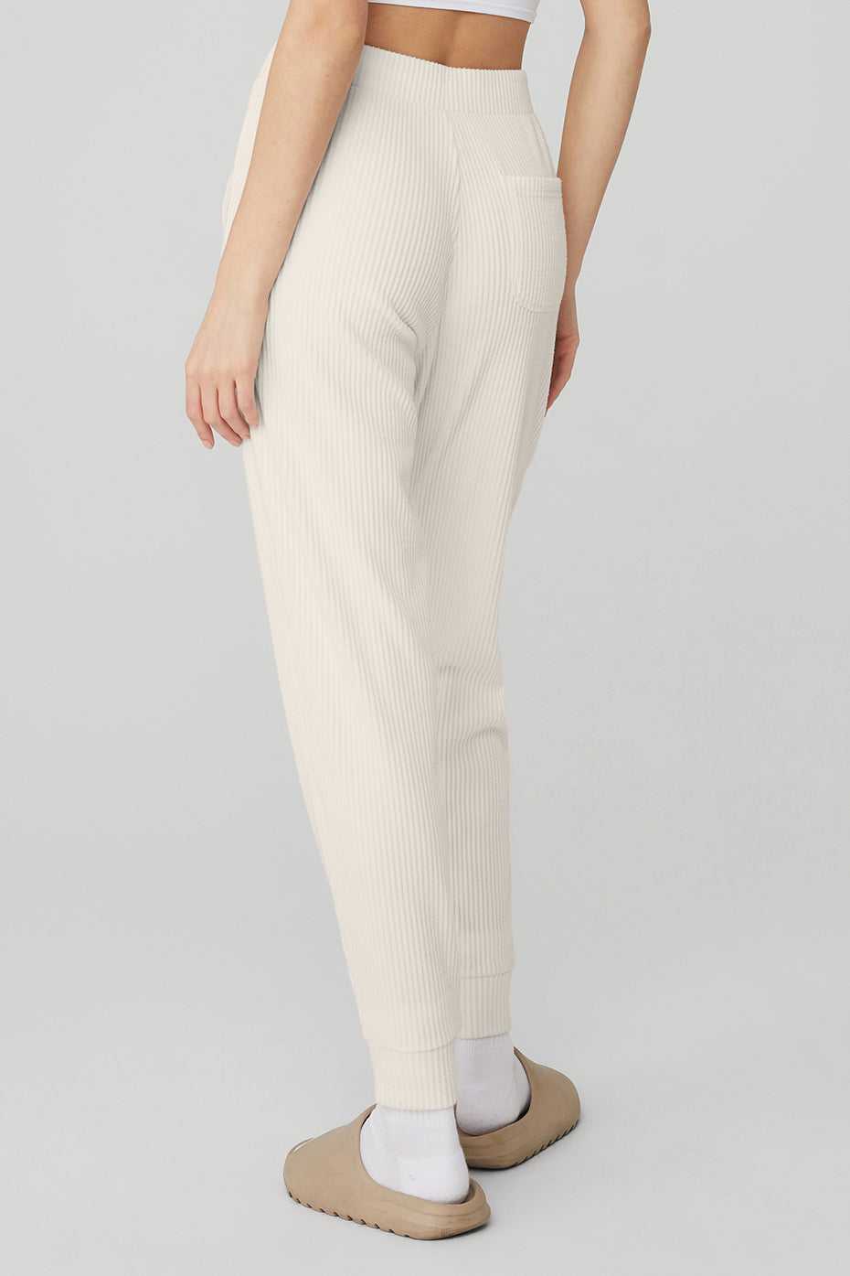 Alo Yoga USA Muse Ivory | 2105769-SL