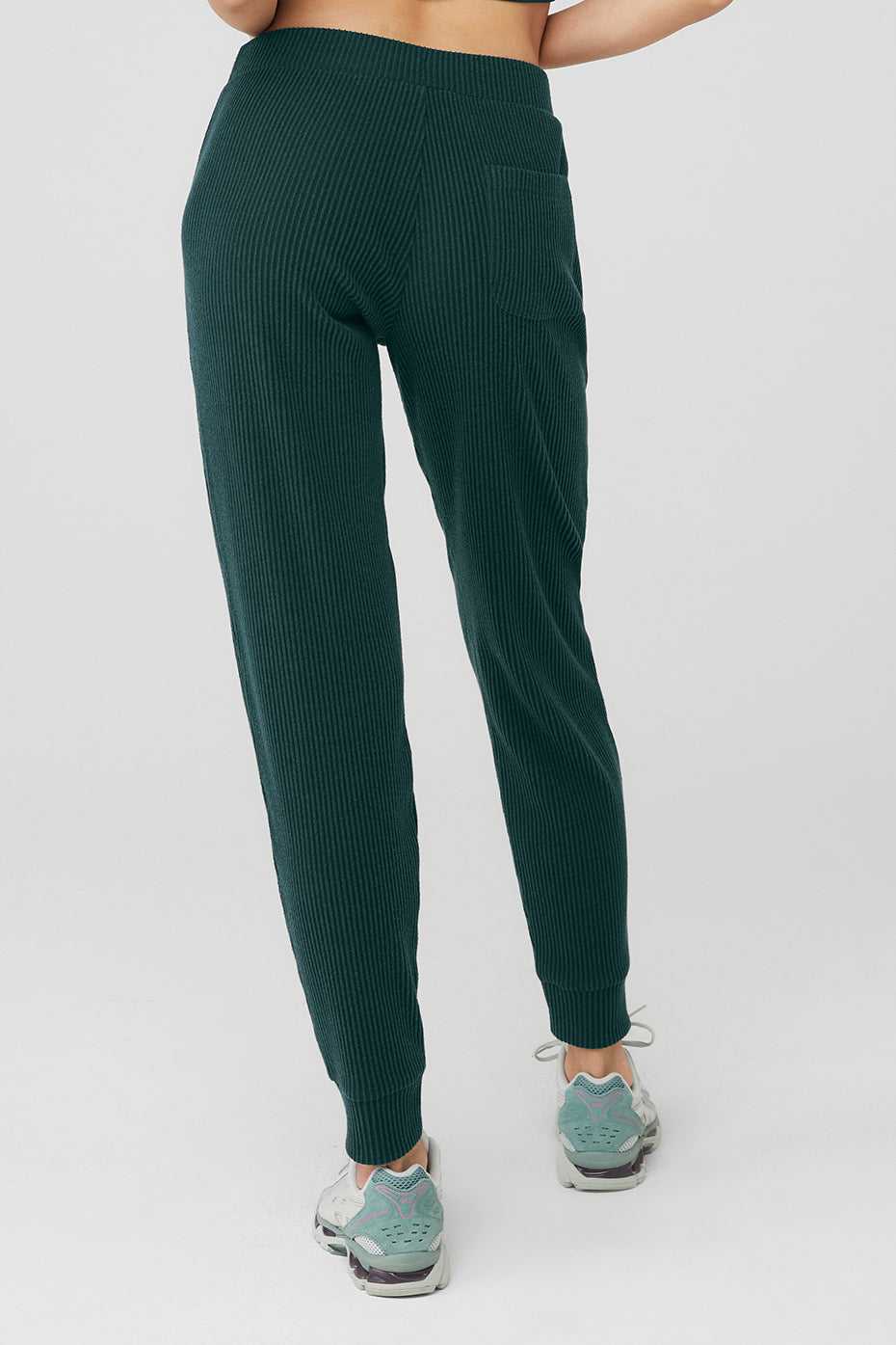 Alo Yoga USA Muse Midnight Green | 2138654-ST