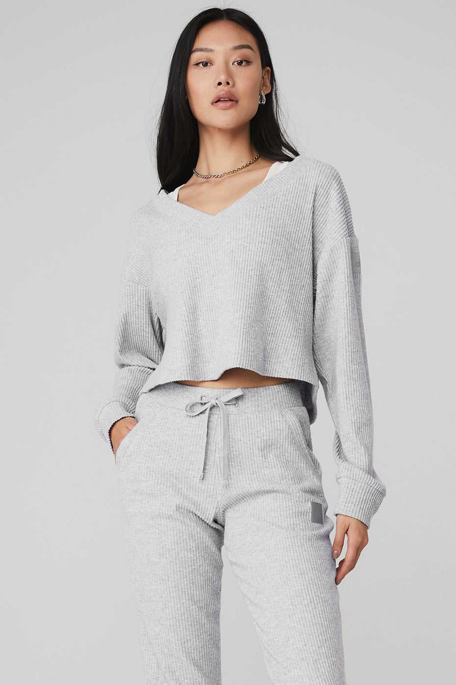 Alo Yoga USA Muse V-Neck Pullover Athletic Grey | 7386914-LY