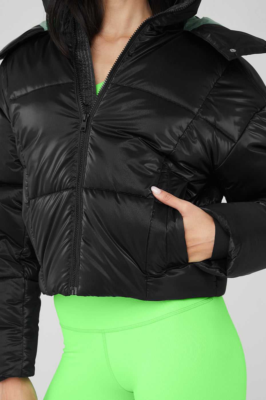 Alo Yoga USA Pearlized Pristine Puffer Black | 0147359-ZJ