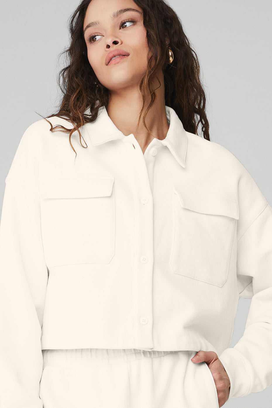 Alo Yoga USA Renown Cropped Button-Up Pullover Ivory | 6037529-AQ