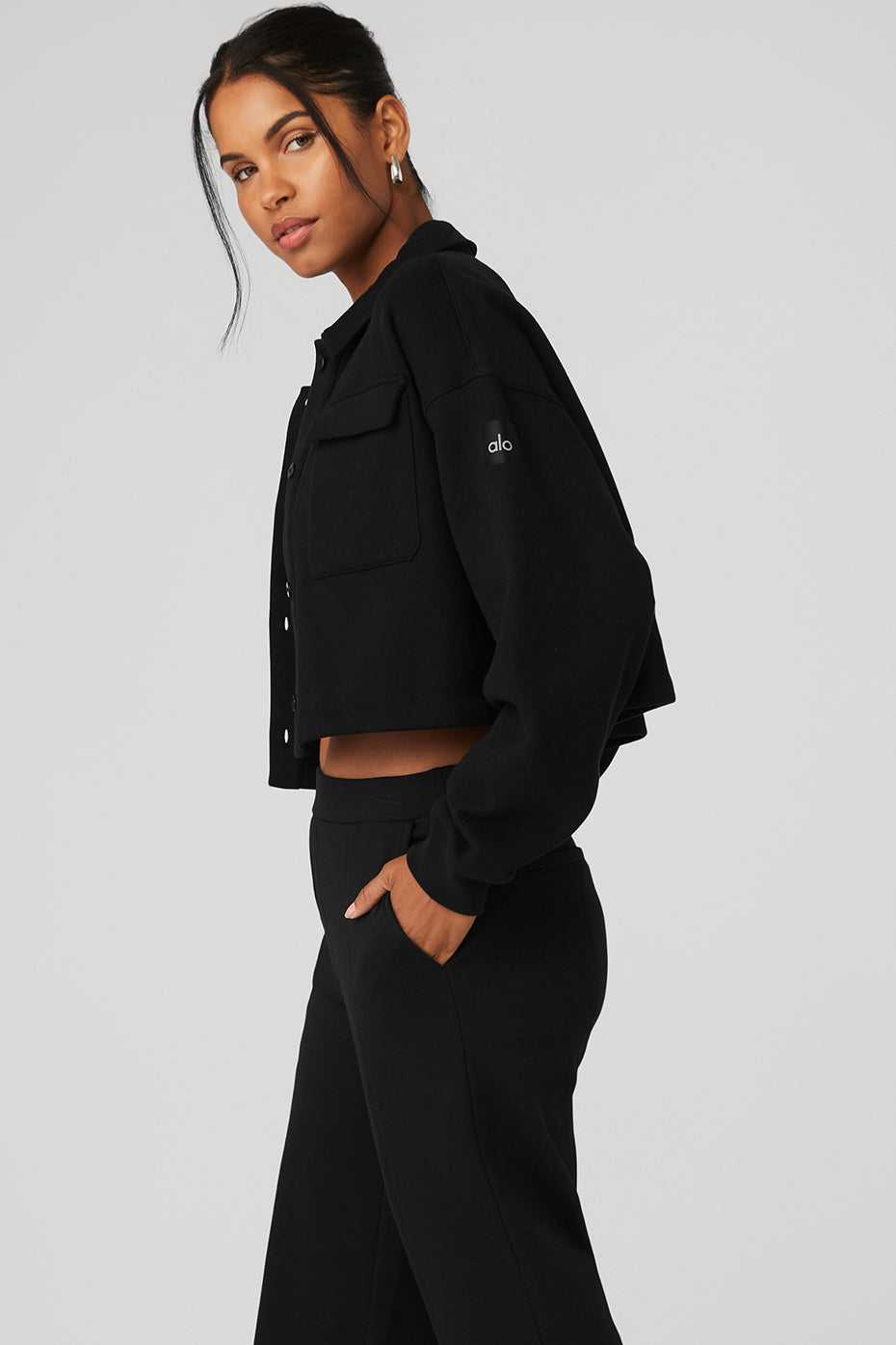 Alo Yoga USA Renown Cropped Button-Up Pullover Black | 1643052-MV