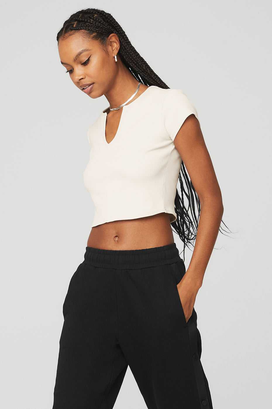 Alo Yoga USA Ribbed Cropped Savvy Ivory | 3012754-AC