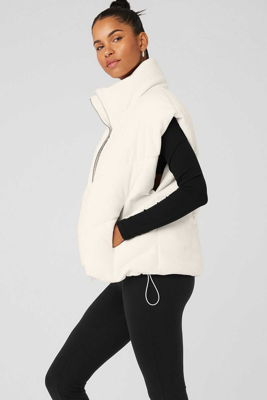 Alo Yoga USA Ribbed Velour Mountain Side Puffer Ivory | 9728316-XB