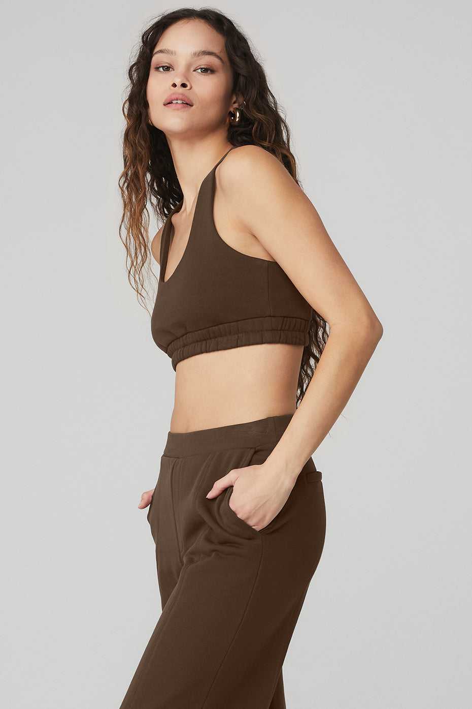 Alo Yoga USA Scoop Neck Espresso | 4615907-UZ