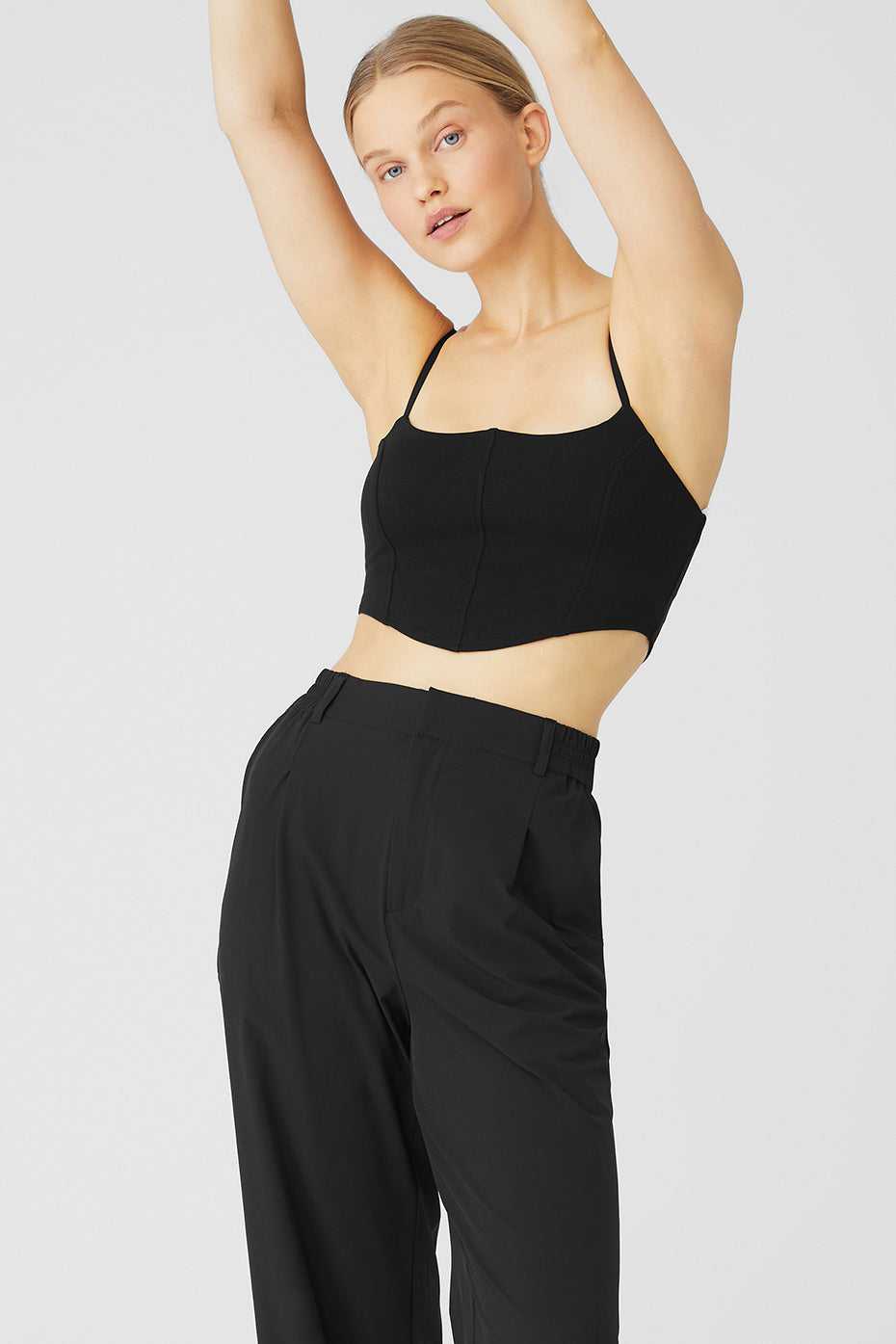 Alo Yoga USA Soft Sculpt Black | 0681279-XN