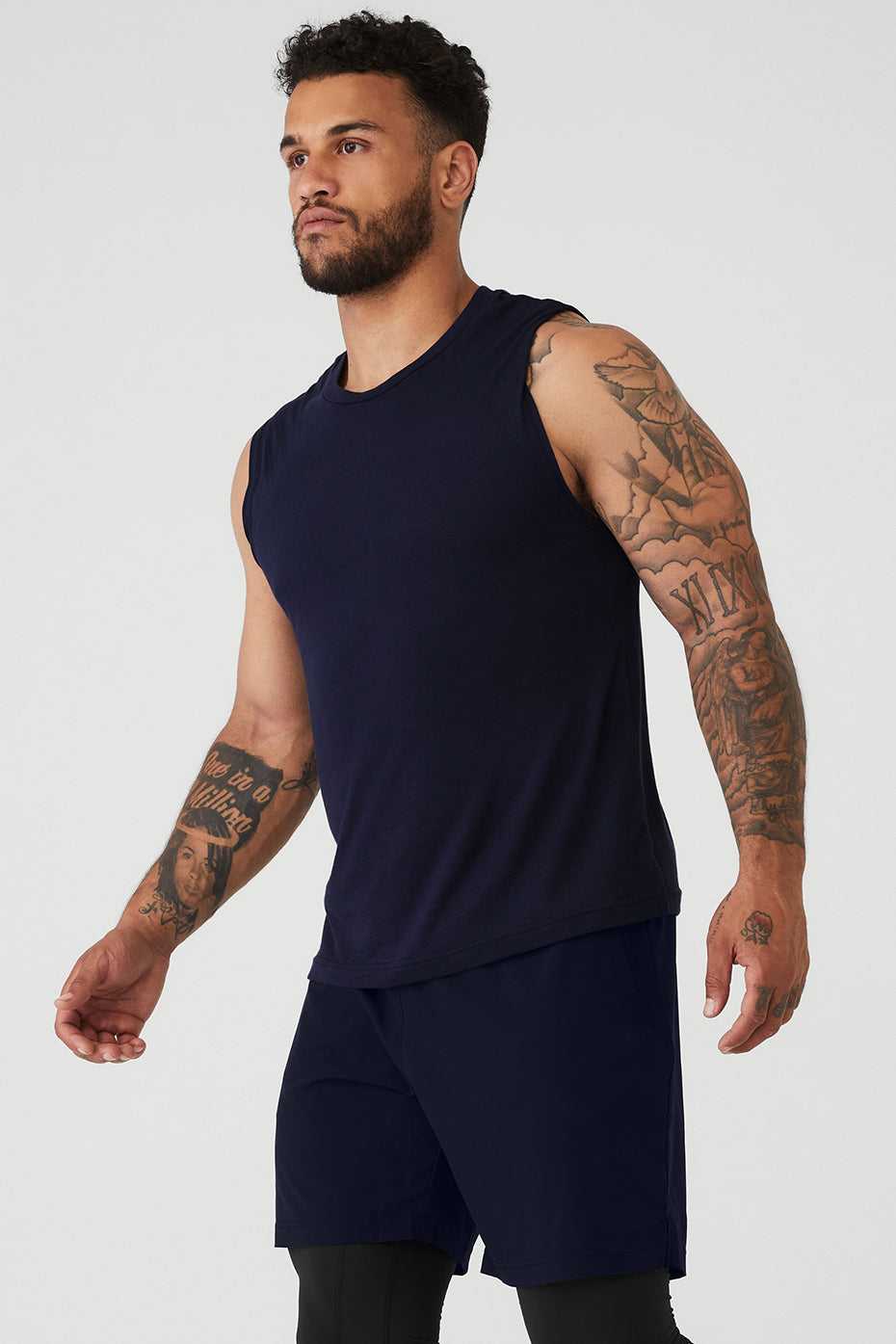 Alo Yoga USA The Triumph Muscle Navy | 6754092-VE