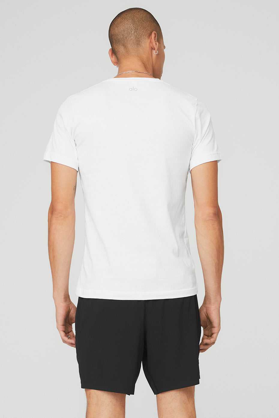 Alo Yoga USA The Triumph V-Neck Tee White | 3816092-PL