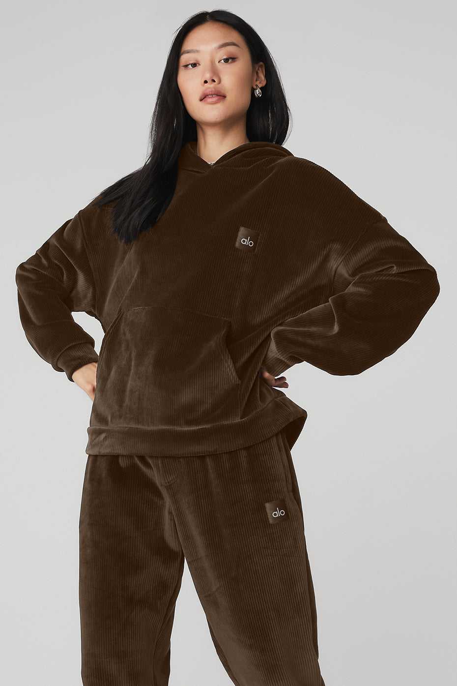 Alo Yoga USA Velour Baller Espresso | 8931450-RF